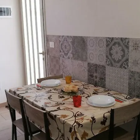 Cala Del Conte 3 トッレ・コリメナ