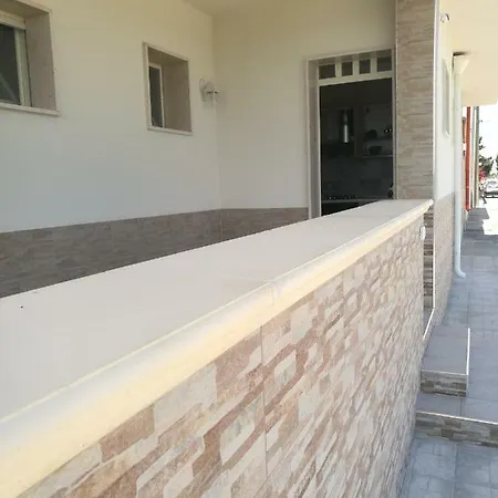 Cala Del Conte 3 * トッレ・コリメナ